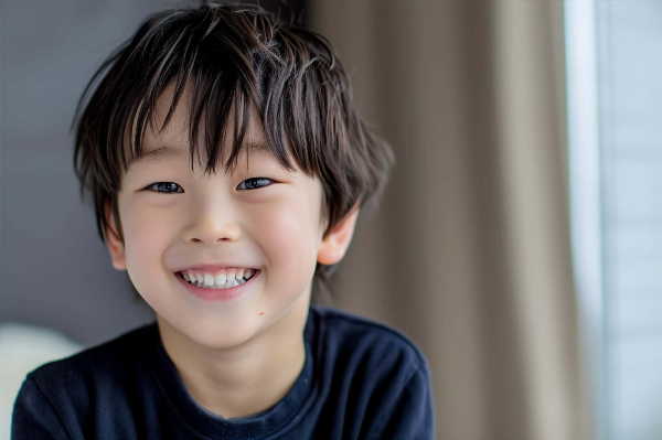 MFTをして綺麗な歯並びになった男の子